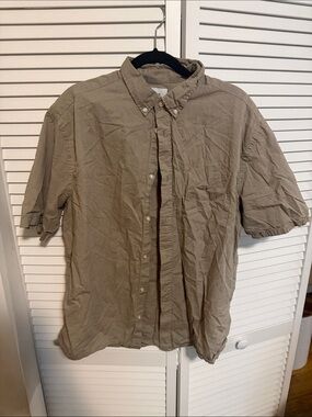 H&M Men's Short-Sleeve Button-Down Shirt in Khaki Green